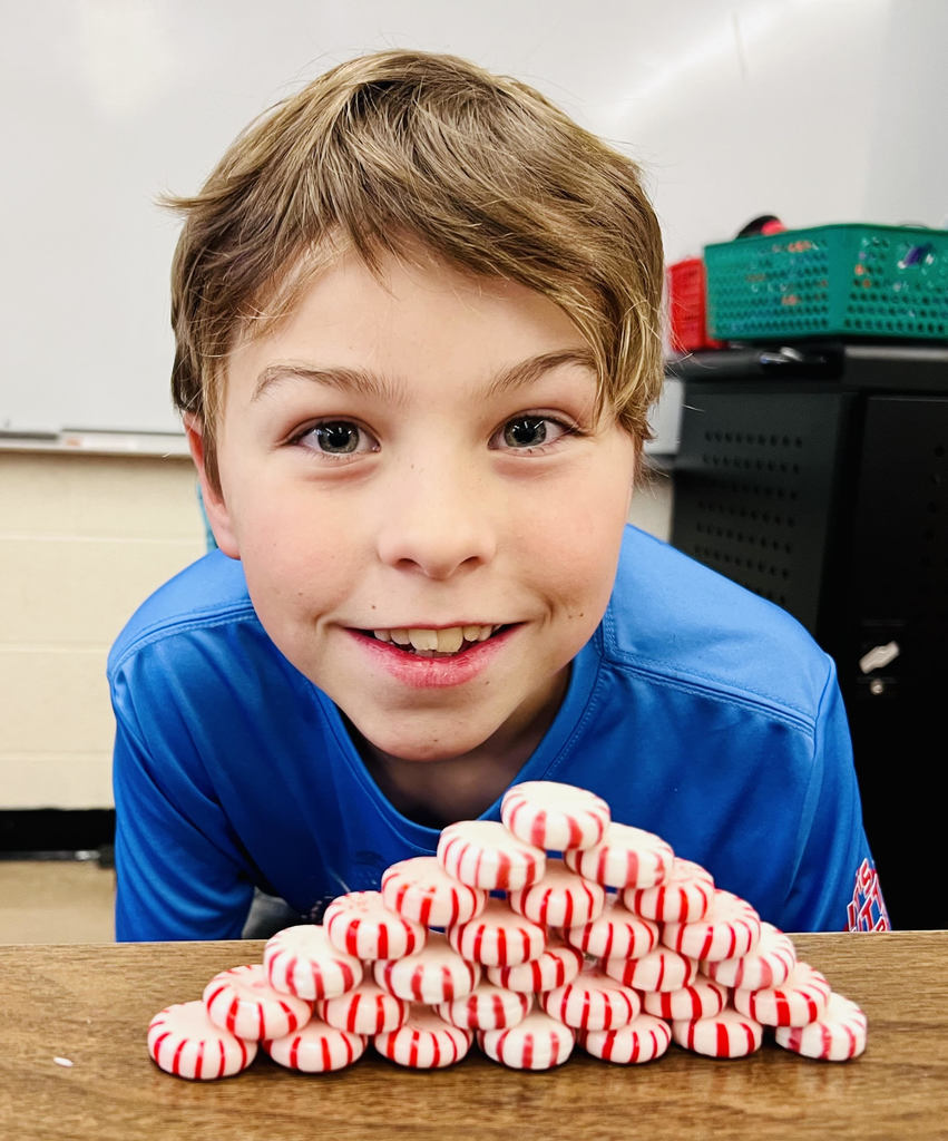 4th grade peppermint stacking S.T.E.M challenge 